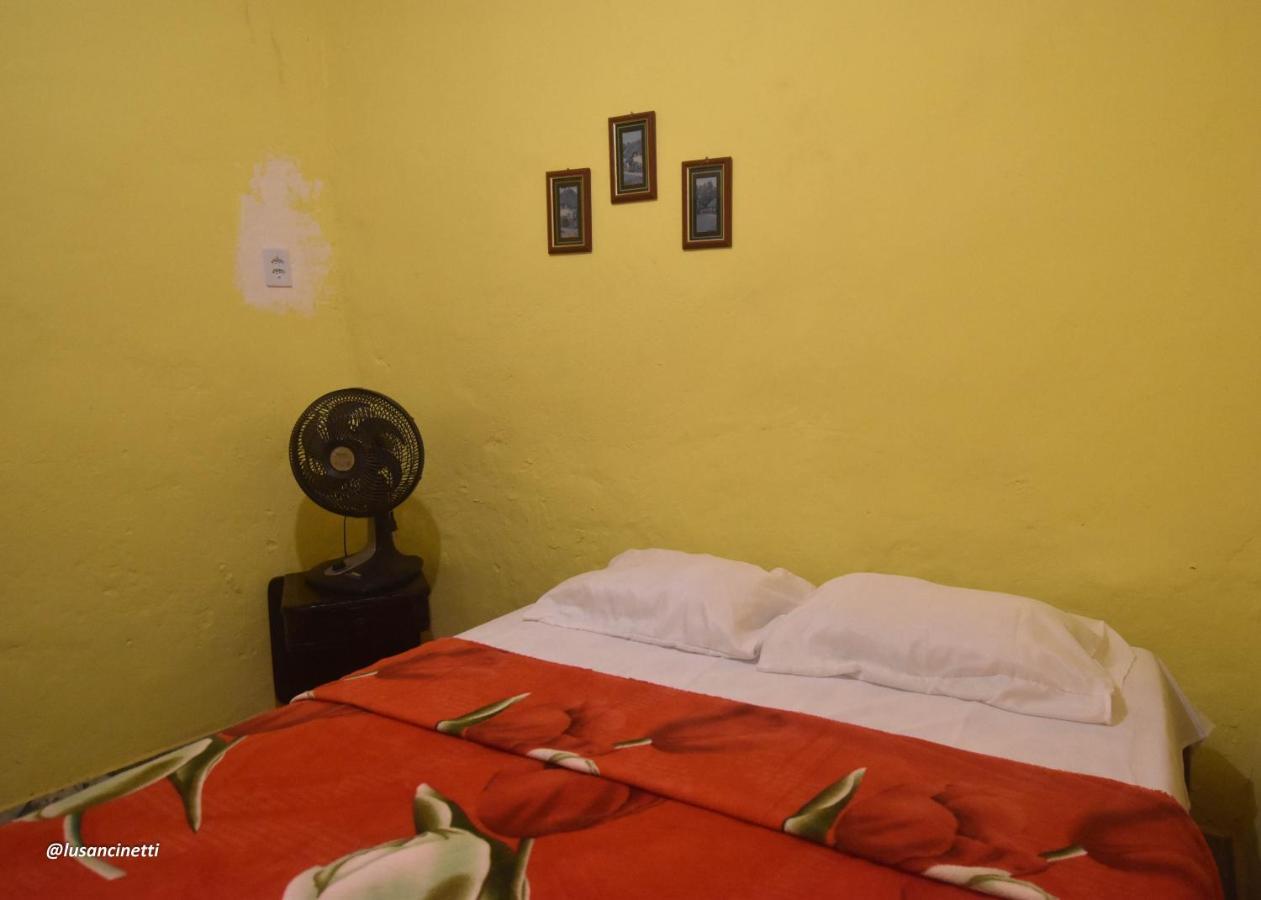 Quinca'S Hostel Ленсойс Екстериор снимка