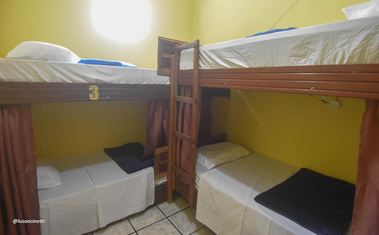 Quinca'S Hostel Ленсойс Екстериор снимка